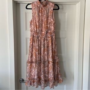 Sleeveless tiered halter dress